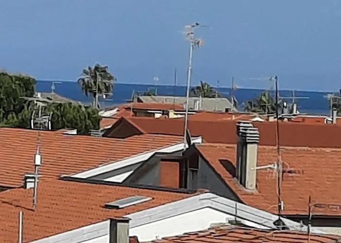 アパート A Casa Di Anna マルティンシクーロ